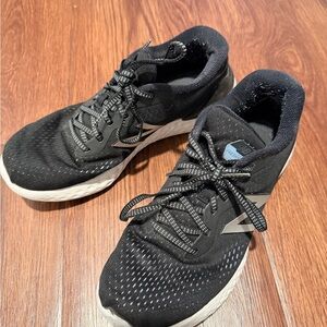 New Balance Men's Black and White Athletic Shoes